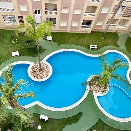 Close To Shops And Restaurants Appartement *